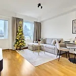 Adorable Arctic - Private Sauna & Free Parking Lägenhet Rovaniemi