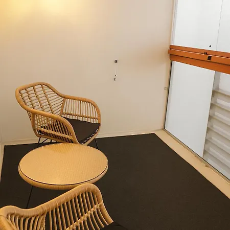 Adorable Arctic - Sauna & Free Parking Apartment