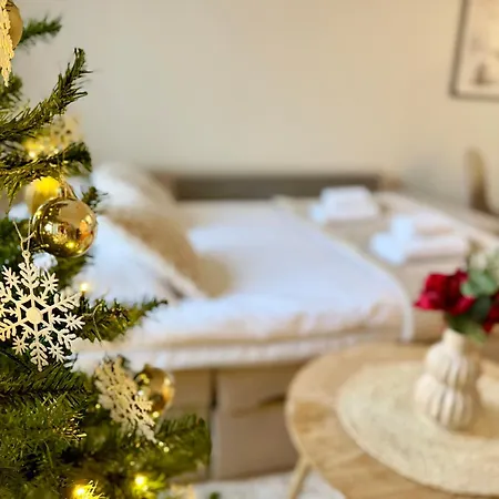 Adorable Arctic - Private Sauna & Free Parking Daire *