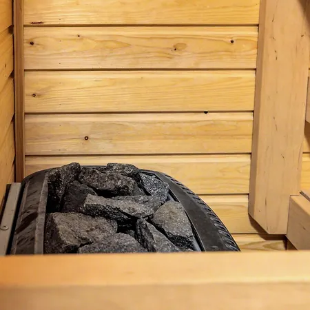 Adorable Arctic - Private Sauna & Free Parking