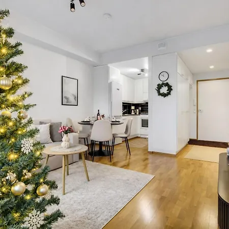 Adorable Arctic - Private Sauna & Free Parking *