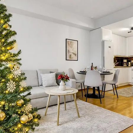 아파트 Adorable Arctic - Private Sauna & Free Parking 로바니에미