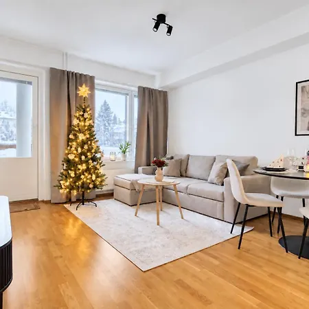 Adorable Arctic - Private Sauna & Free Parking شقة *