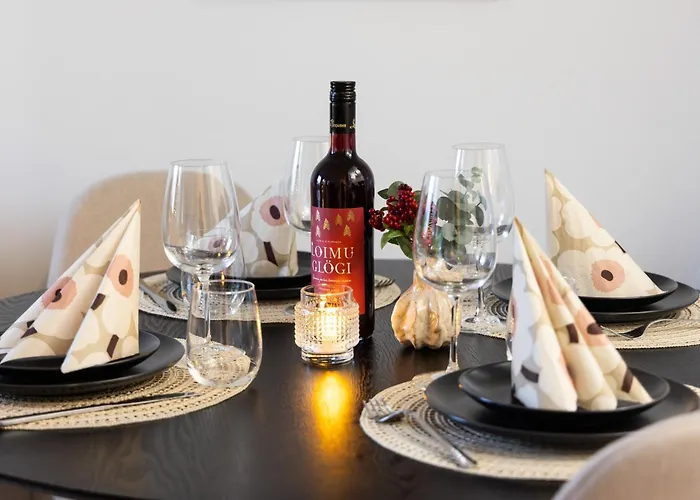 Adorable Arctic - Private Sauna & Free Parking *